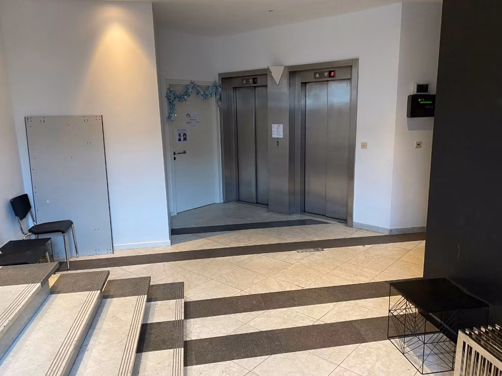  A LOUER - BUREAUX - BRUXELLES 