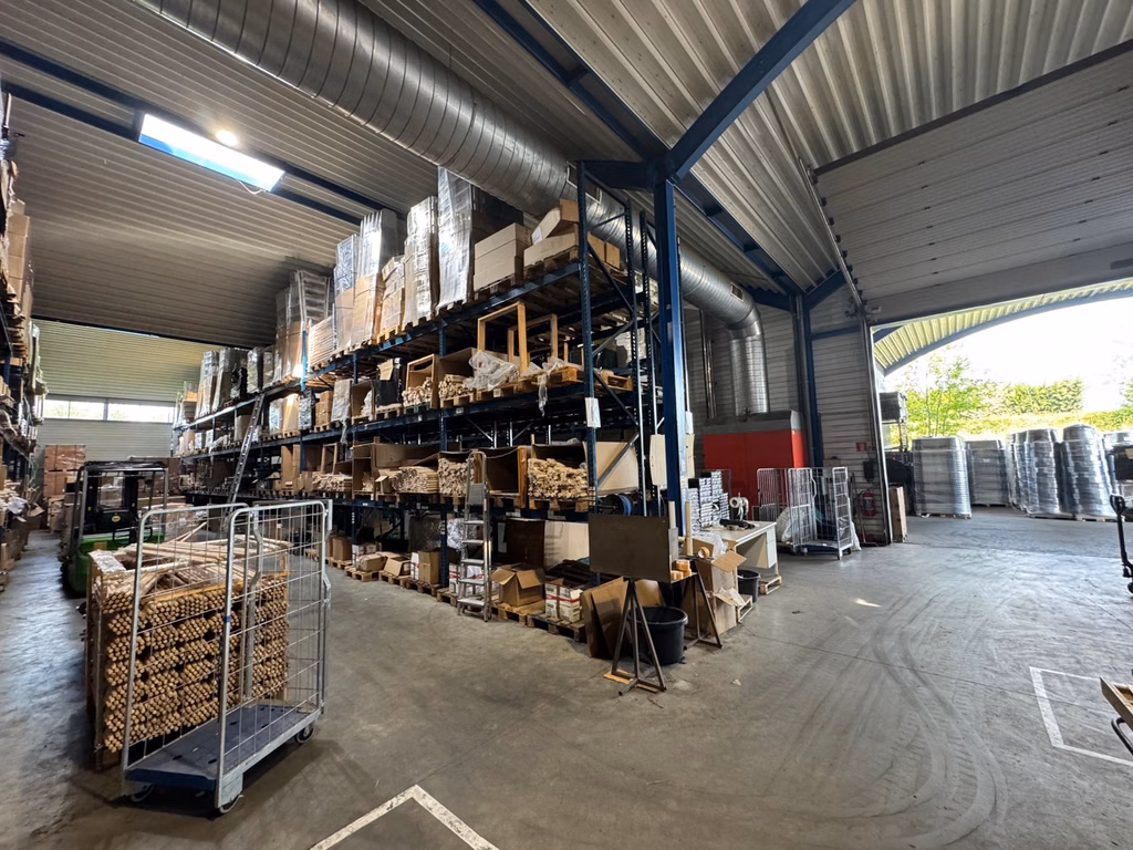 TE KOOP - Semi-industrieel gebouw - Thimister