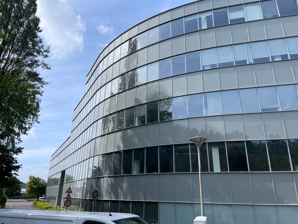 A LOUER/A VENDRE - BUREAUX GRAND BIGARD