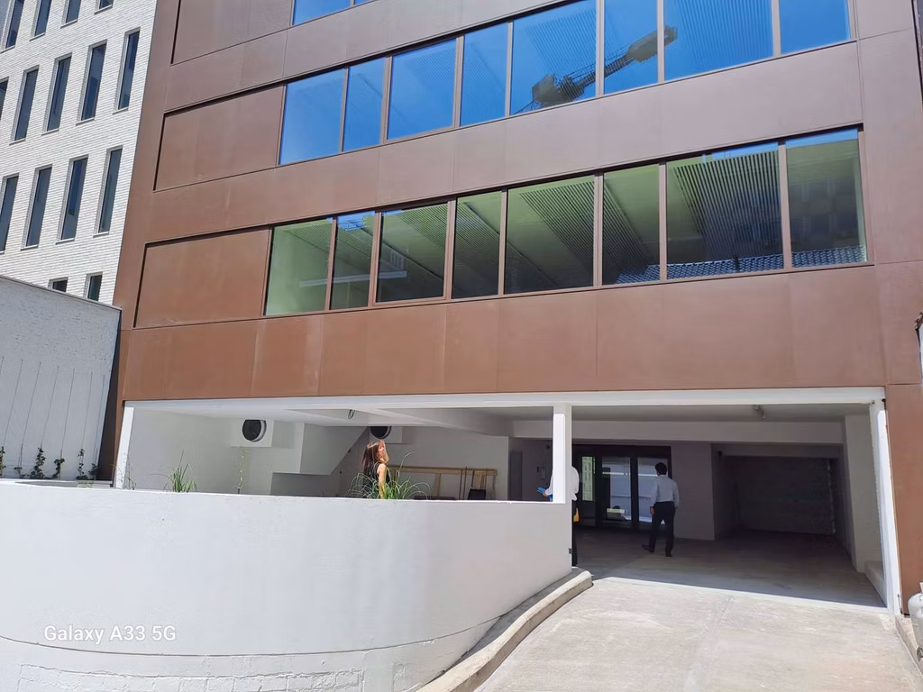 A LOUER - BUREAUX - ETTERBEEK (BRUXELLES)