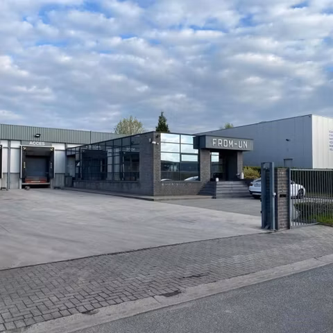 Multi-purpose building for sale <br> Tubize