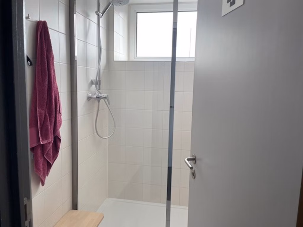 SOUS-LOCATION D'EXCEPTION AVEC SALLE DE REUNION EN OPTION