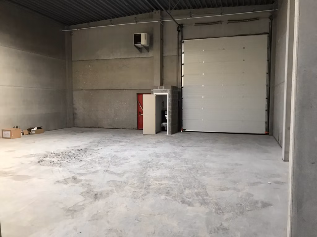 A LOUER - WAUTHIER-BRAINE - UNITE PME