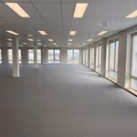 A LOUER - BUREAUX - DROGENBOS