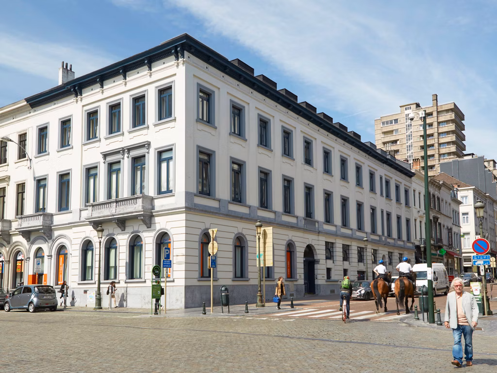 Luxembourg 47-RDC BUREAU RETAIL