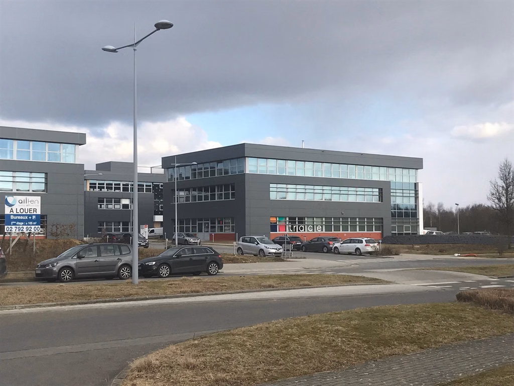 A LOUER - BUREAUX - NIVELLES