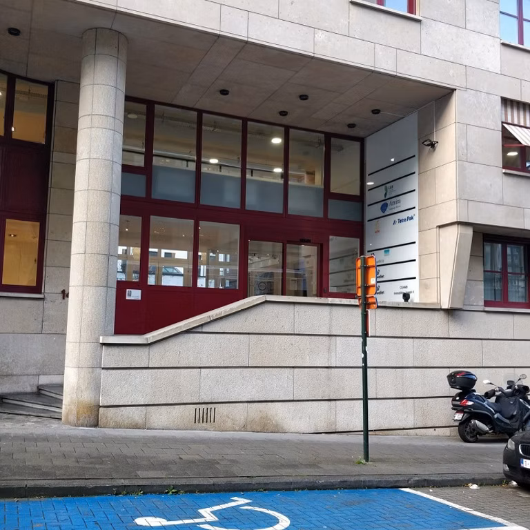 TO LET - OFFICES - BRUSSELS
