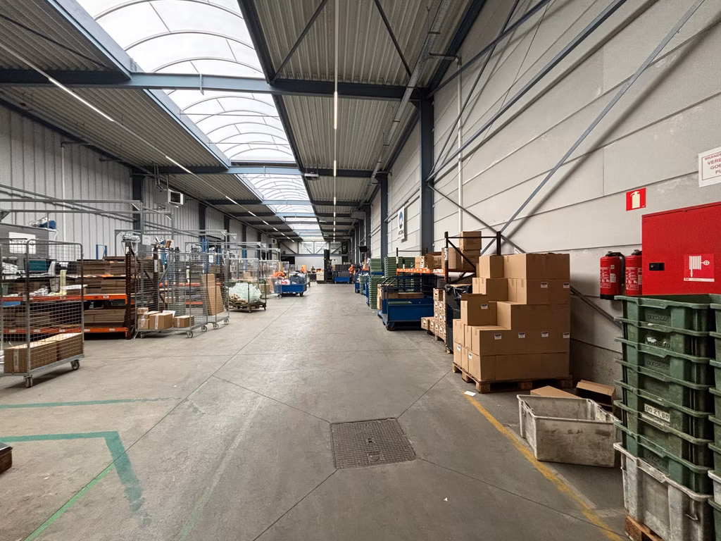 À LOUER ENTREPÔT KONTICH