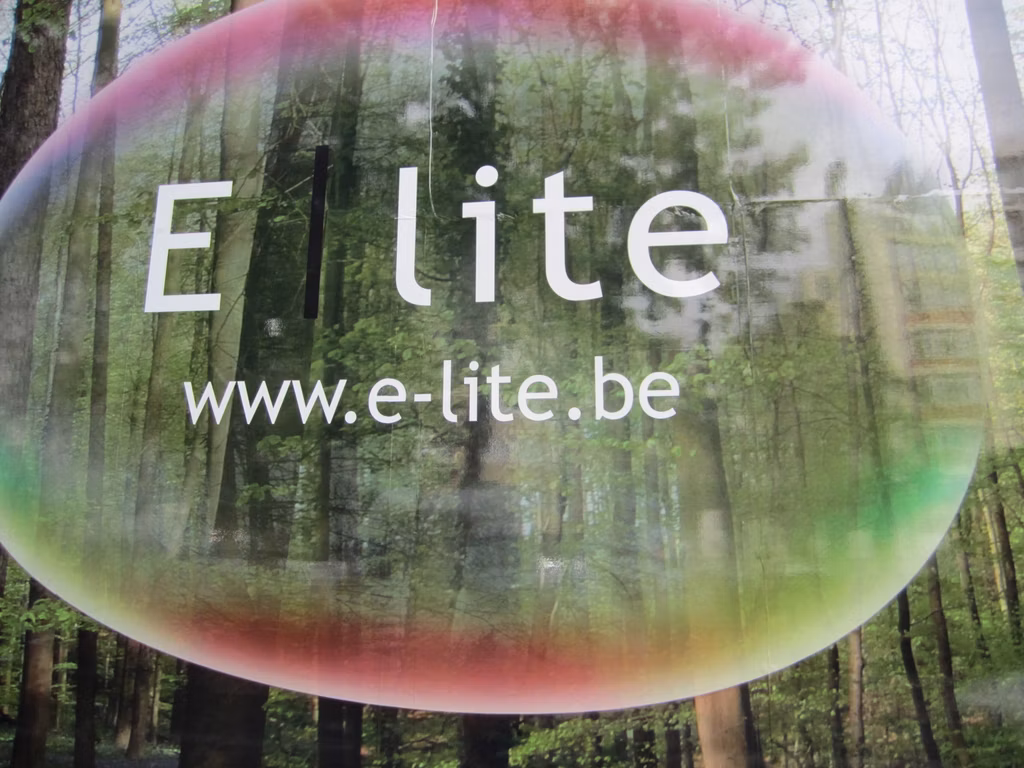 LOUISE 143 E-LITE - B - 352/1300