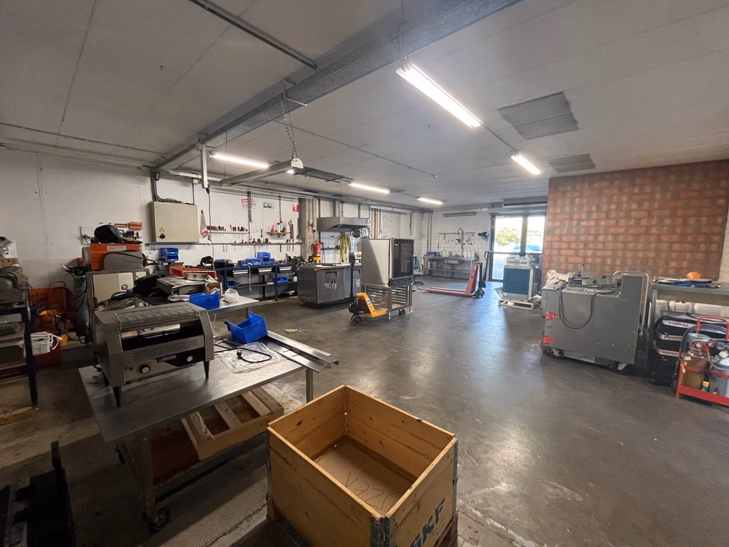 Site d'entreprise | Entrepôt, showroom & bureaux | Wilrijk