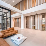 LOUISE 143 E-LITE - B - 352/1300