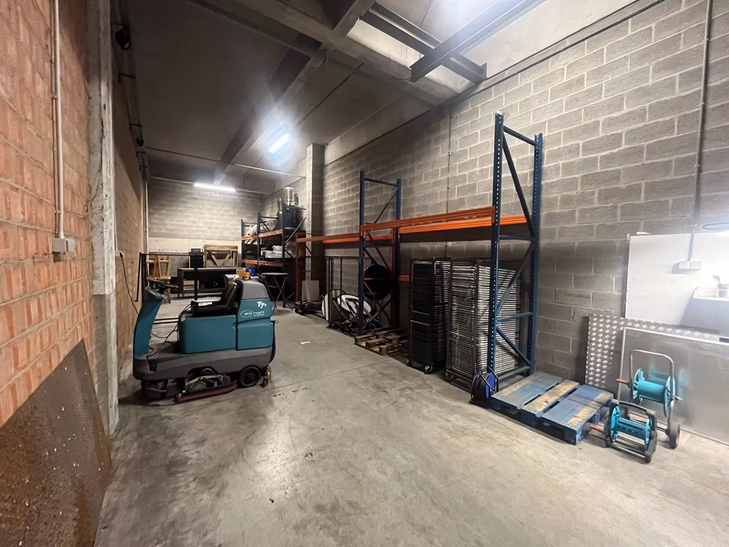 STRAATSBURGDOK-NOORDKAAI 27-28 - TOTALITEIT