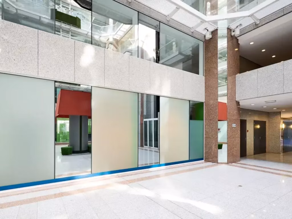 ROYAL CENTER  - GROUND TO 4TH FLOOR