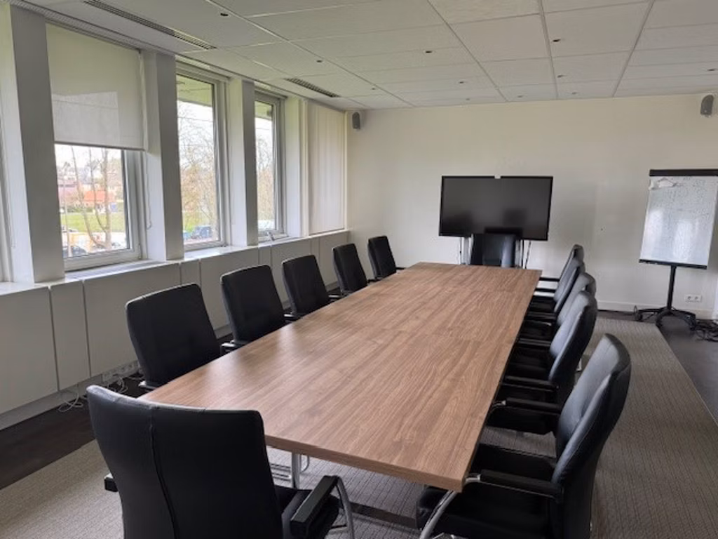 A LOUER - WATERLOO - BUREAUX