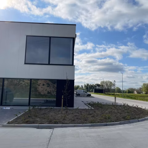 Bureaux & entrepôts à louer <br> Heist-op-den-Berg