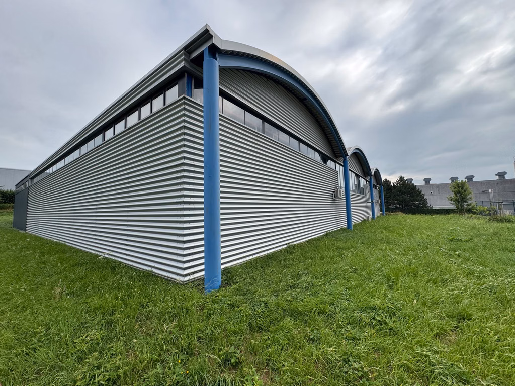 TE KOOP - Semi-industrieel gebouw - Thimister