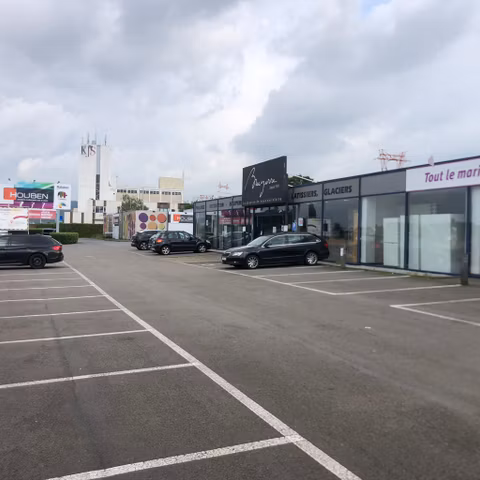 Commercial building for rent <br> Liege