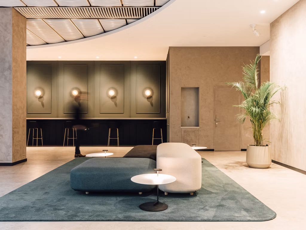 BUREAUX A LOUER- Place Stéphanie 