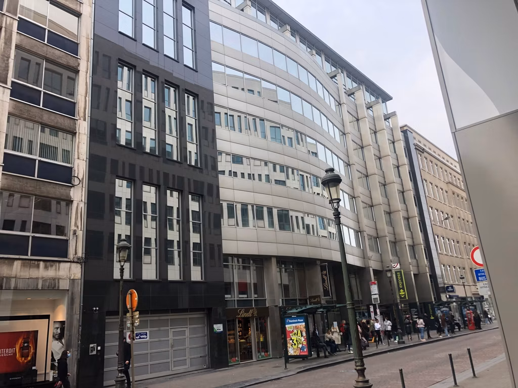 TE HUUR - KANTOREN - BRUSSEL