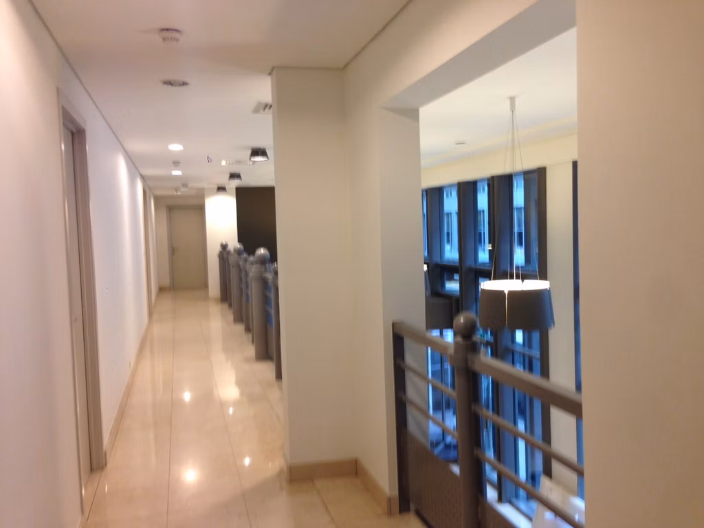 TO LET - OFFICES -AUDERGHEM