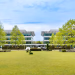 Bureaux entièrement rénovés + Prix compétitifs !!! Appelez-nous