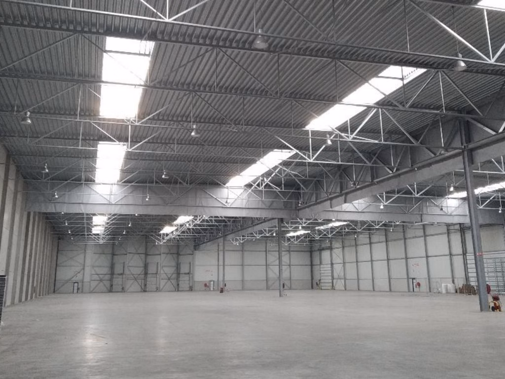 TE HUUR INDUSTRIEEL GEBOUW GROBBENDONK