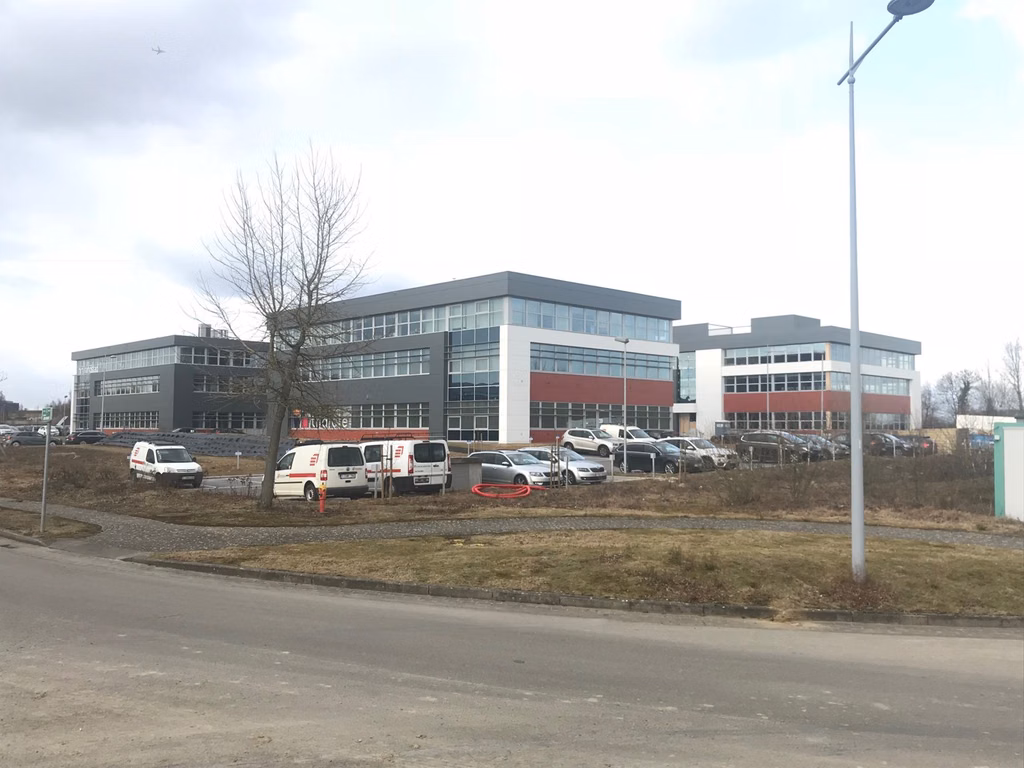A LOUER - BUREAUX - NIVELLES