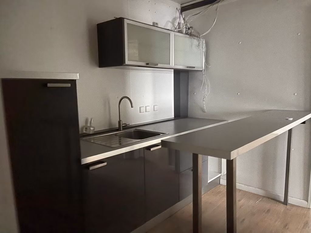 A LOUER ENTREPOT SINT-NIKLAAS