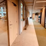 Bureaux à louer dans un bâtiment innovant aux performances énergétiques exceptionnelles.