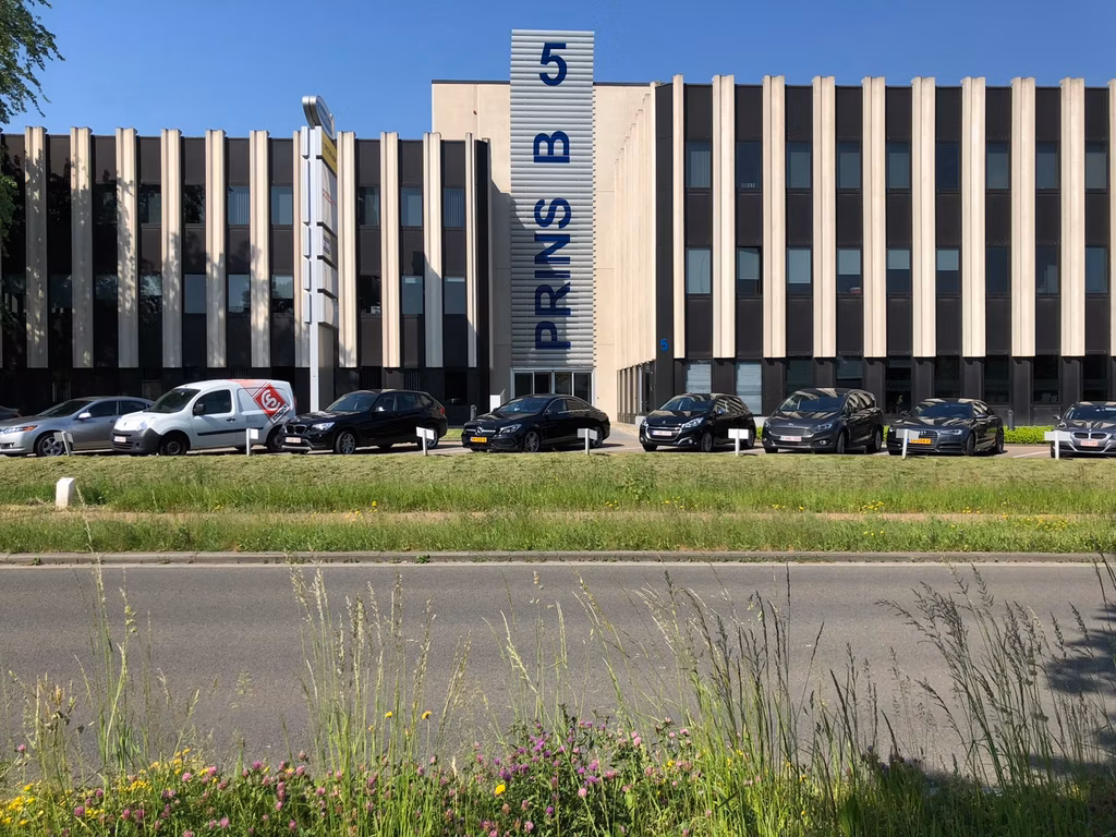 TE HUUR KANTOREN TE KONTICH