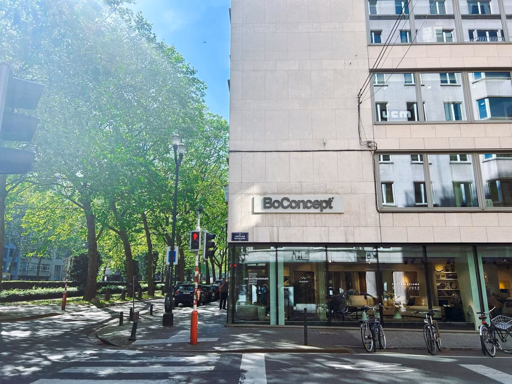 A LOUER - BUREAUX - BRUXELLES