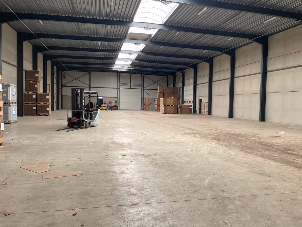 INDUSTRIEPARK 17 UNIT 385m²