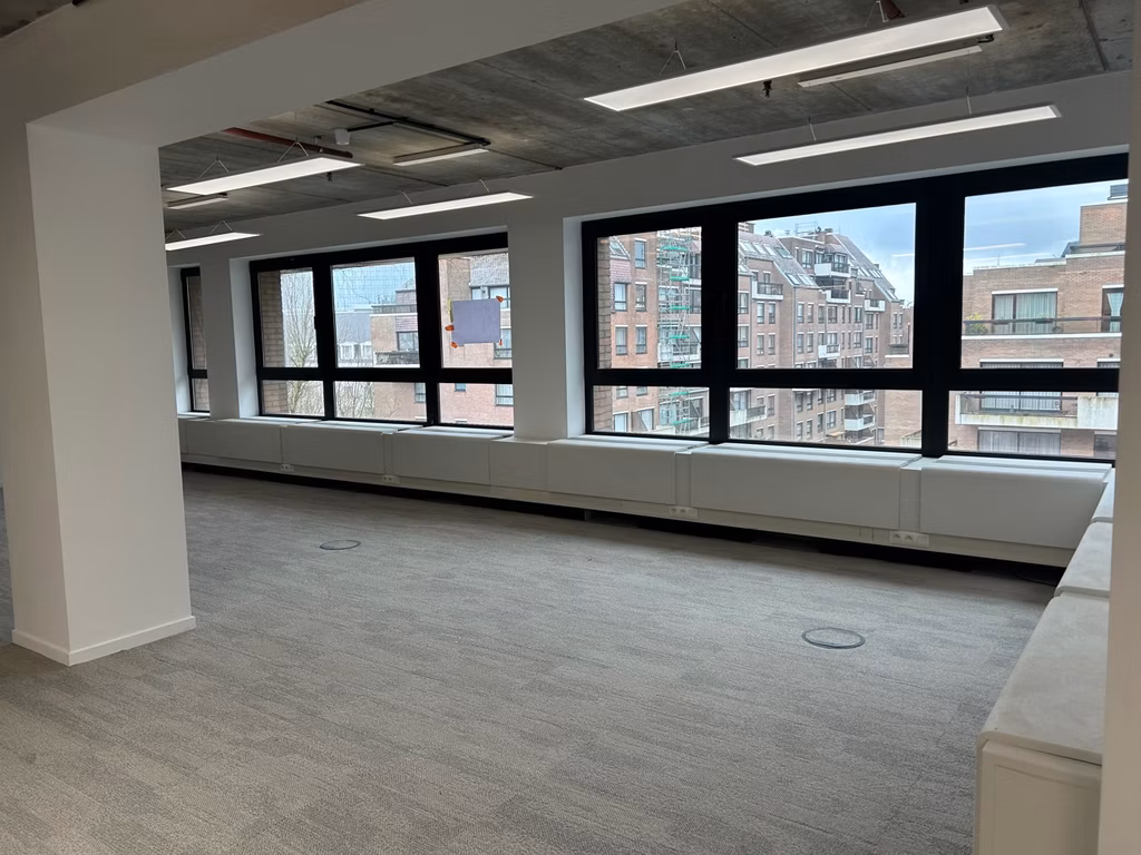 TO LET - OFFICES - BRUSSELS 