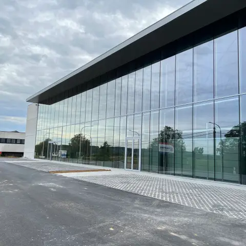 Industrieel gebouw te huur Naninne
