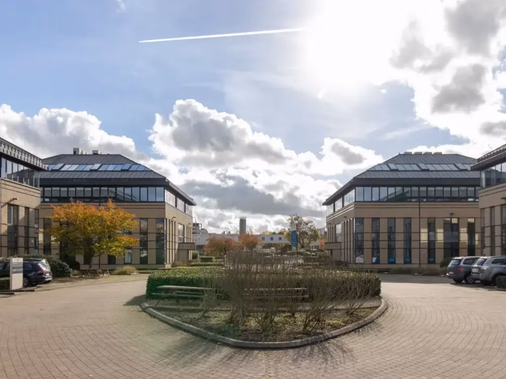 GREENHILL CAMPUS F - SALE