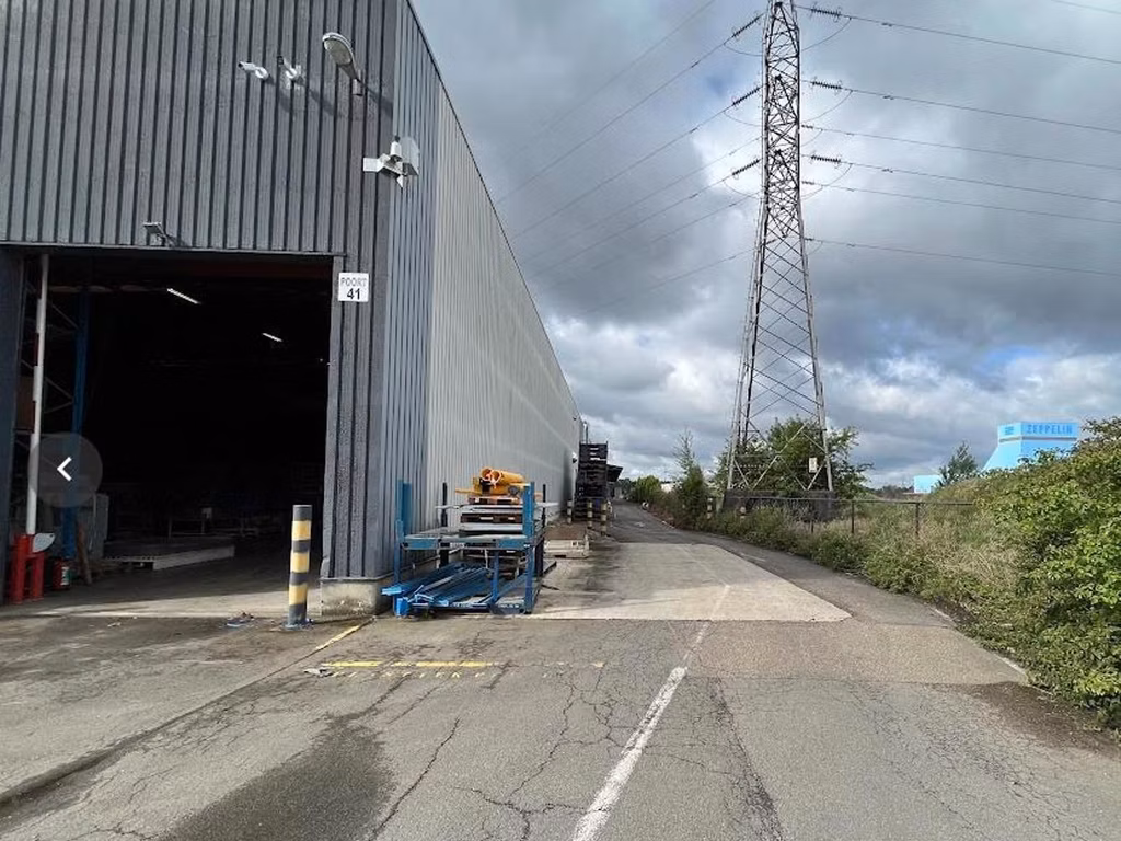 ENTREPÔT À LOUER A GENK