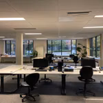 BUREAUX + ENTREPOTS A LOUER - 34 PARKINGS