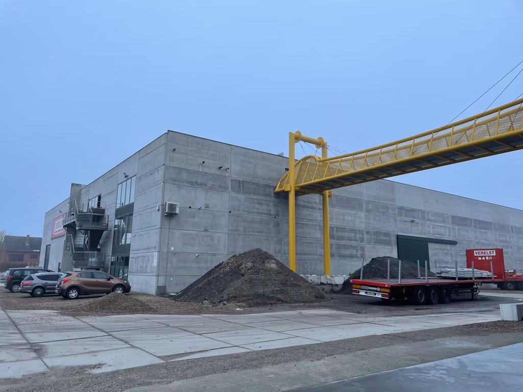 IMMEUBLE COMMERCIAL HEIST-OP-DEN-BERG À LOUER