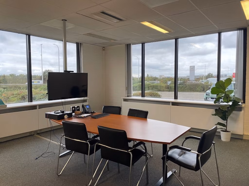 IMMEUBLE DE BUREAUX + ENTREPOT - A LOUER - ZAVENTEM