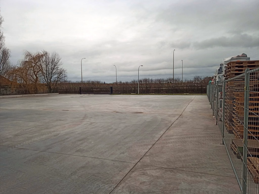 À louer : bâtiment industriel (2 322 m²) - Tirlemont