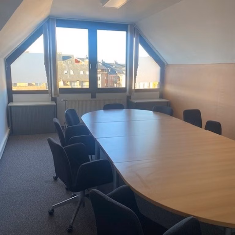 A LOUER - LOUVAIN-LA-NEUVE - BUREAUX