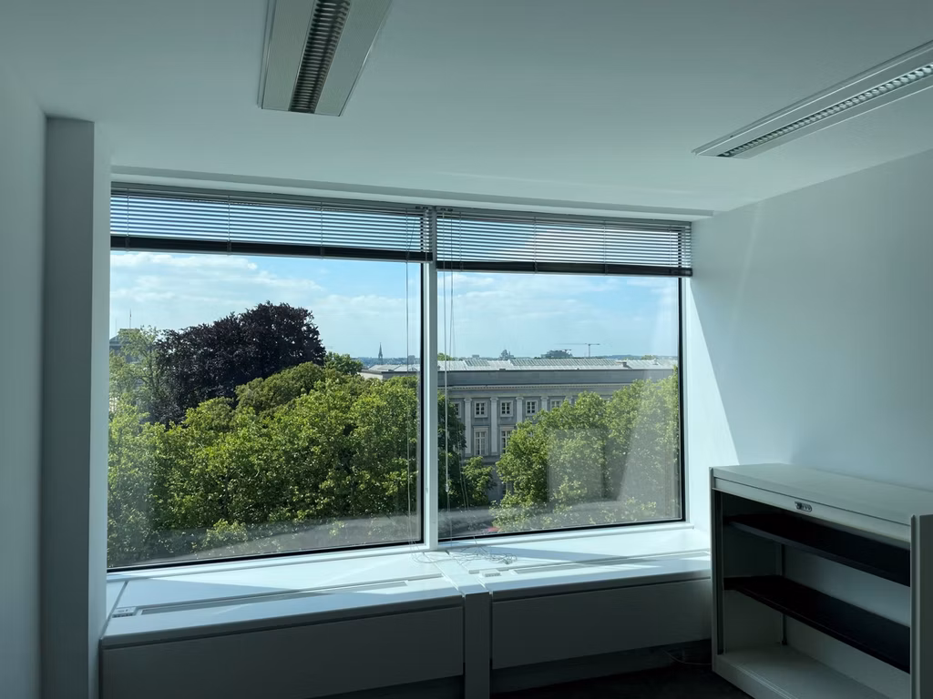 A LOUER - BRUXELLES - BUREAUX