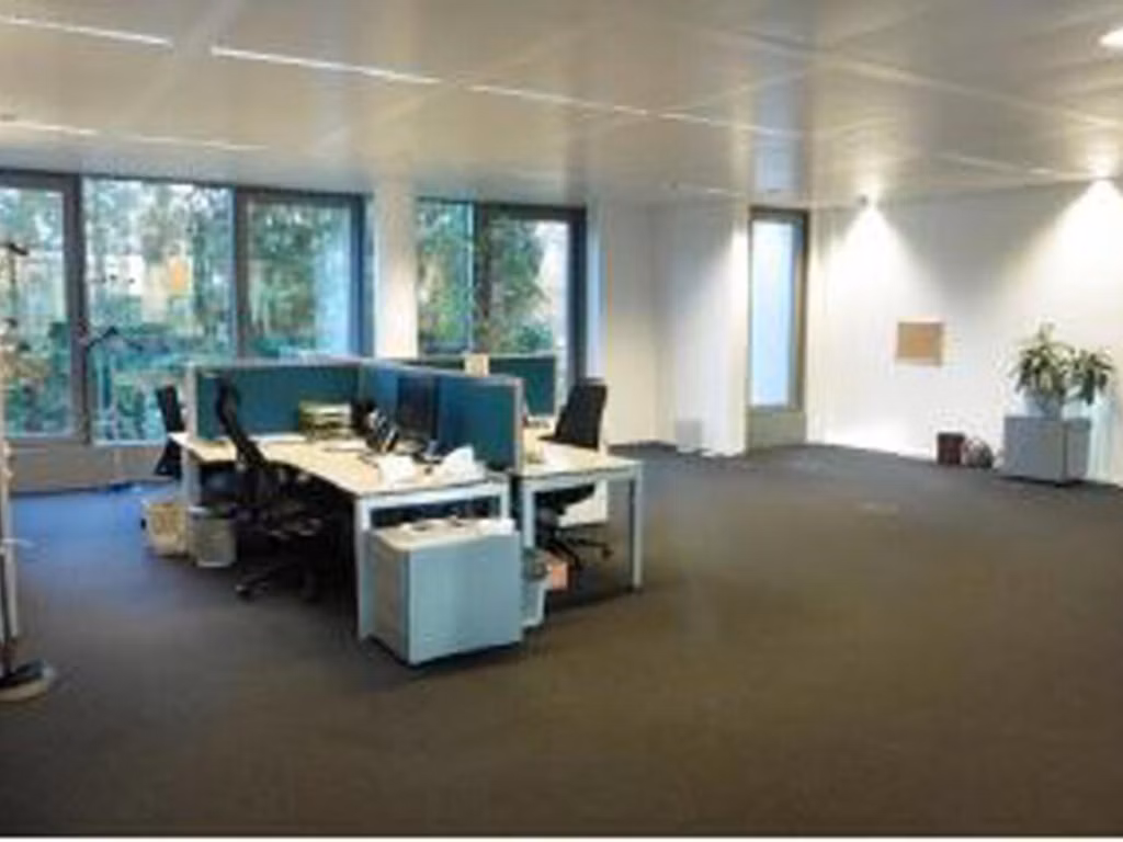 A LOUER - BUREAUX - BRUXELLES