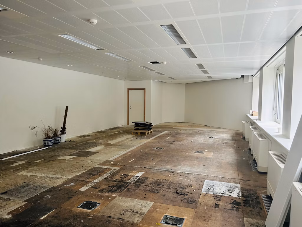 NEERVELD 109-111 - B - 352/0309