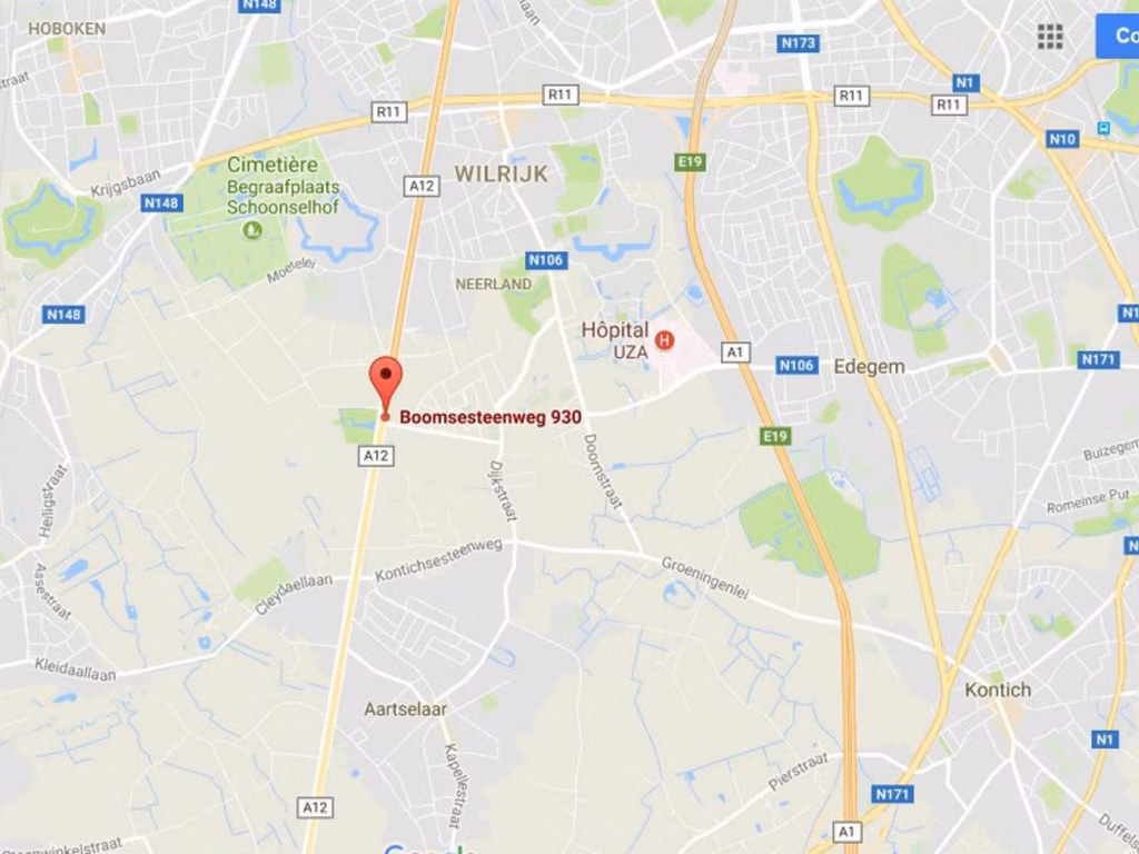 SURFACE PAVÉE/PARKING À LOUER À WILRIJK