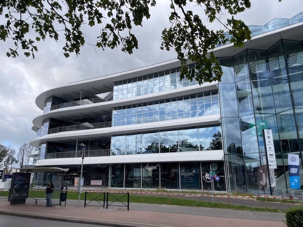 TE HUUR - KANTOREN - ANDERLECHT