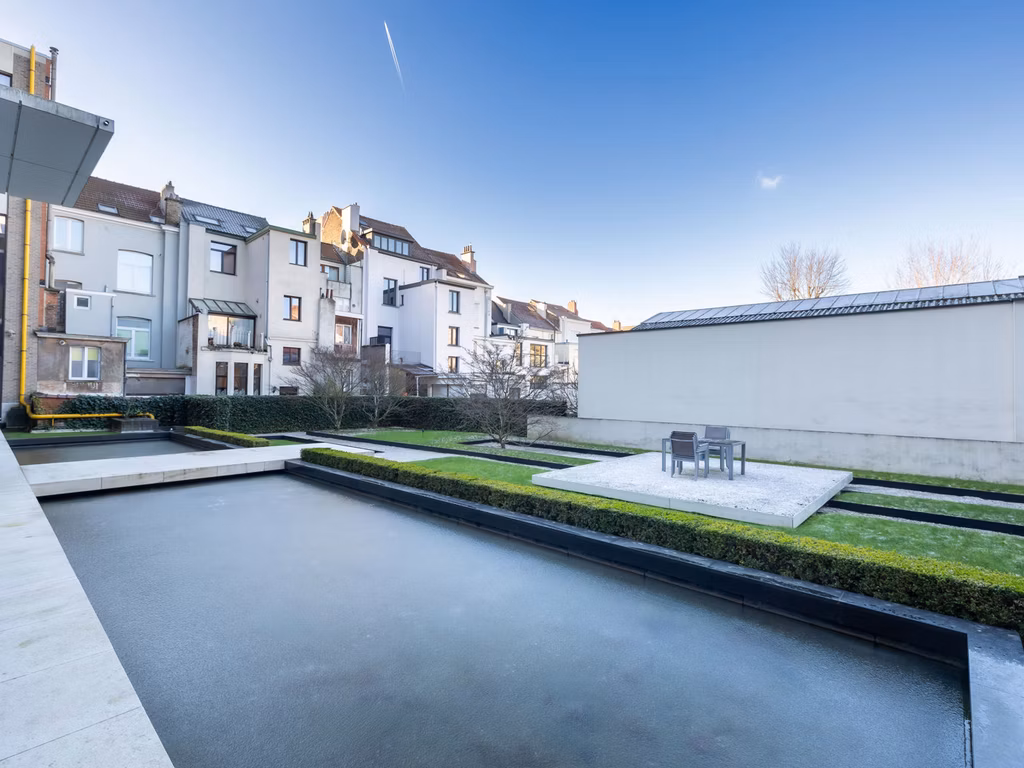 TO LET - OFFICES - BRUSSELS