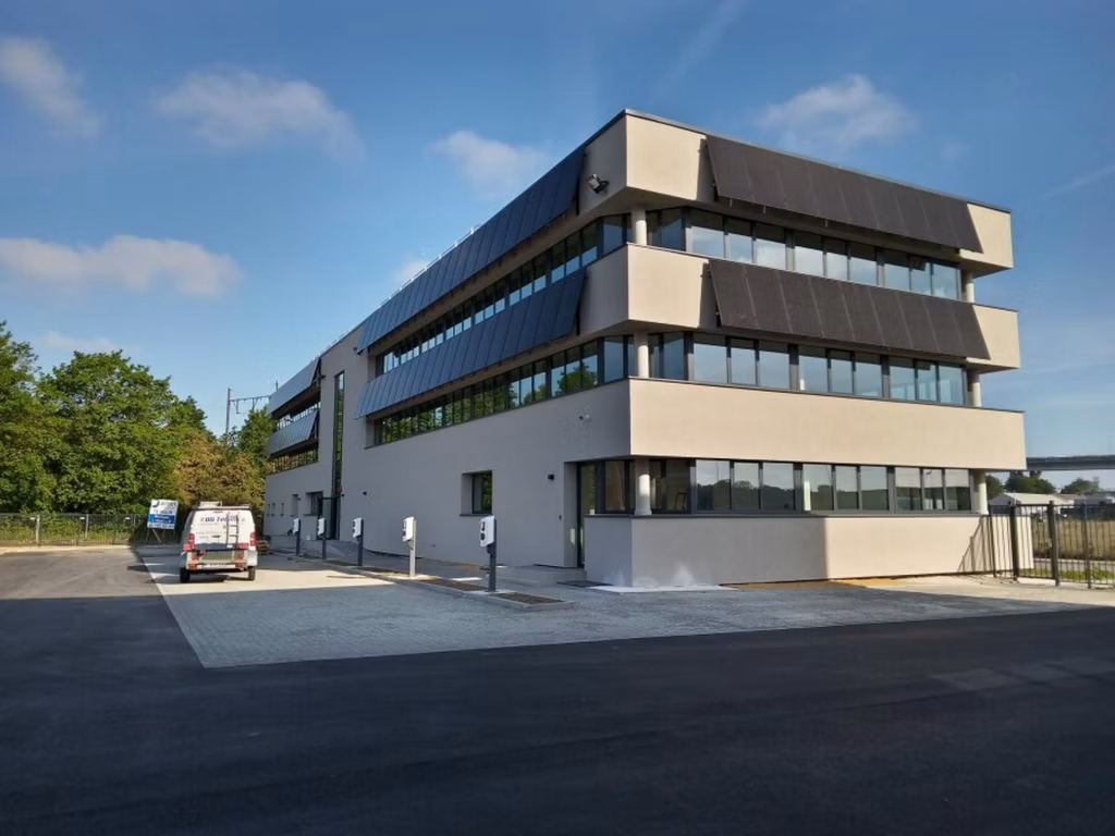 TE HUUR - KANTOREN - MACHELEN