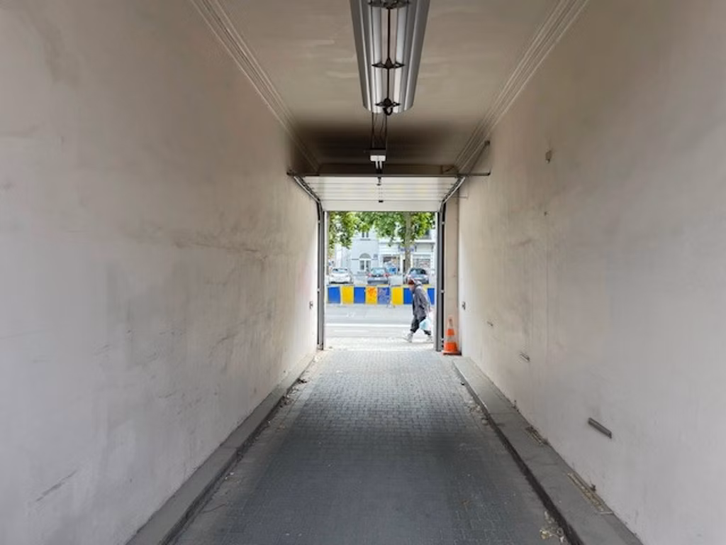 À LOUER – Bureaux & espaces polyvalents à Anderlecht (Poincaré 61)