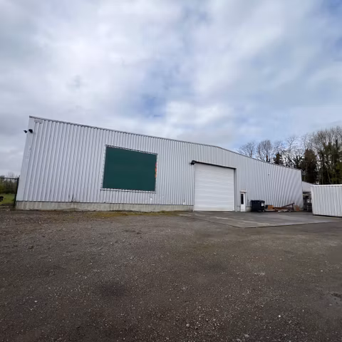 Immeuble industriel à vendre <br> Manage